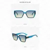Designer Zonnebril Mode Zonnebril voor Vrouwen Mannen Vierkante Lens Zon glas Goggle Strand Tour Adumbral 7 Kleur Optie Brillen
