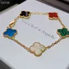 Дизайнер Vans Cleef 4/четыре Cleef Leaf Clover Clover Charm Van Cleefity Bracelets Braclets Chain 18k Gold для женщин Van-Clef Arpes Ювелирные подарки