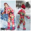 Andere Sportartikel Einteilige Mädchen-Skianzüge mit Kapuze, wasserdicht, winddicht, Snowboard, Jungen-Schneeanzug, Winter, Skifahren, Sportbekleidung, bedruckte Overalls, Overalls 230726