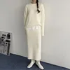 Survêtements pour femmes abricot Chic doux tricoté 2 pièces ensembles femmes hiver 2023 épaissir pull à col rond taille élastique jupes dames automne coréen