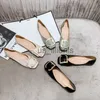 Elbise ayakkabıları kadınlar ayakkabılar metal c tole dekorasyon bale ayakkabı ofis ladip üzerinde learer loafers kadın bahar moda artı boyut 35-43 j230727