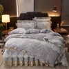 Ensembles de literie ensemble nordique luxe dentelle velours housse de couette jupe de lit matelassée et taie d'oreiller fermeture éclair détachable pleine taille couette 230727