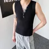 Mäns västar Syuhgfa Sticked Vest V-Neck Handsome Elastic Sweater Korean Trend Streetwear Male Clothing 2023 Summer Fashion