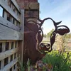 Декоративные предметы статуэтки металлические садовые стены дерево висящие украшения ферма, заглядывая коровь