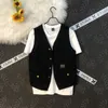 Gilet da uomo Uomo Estate Retro Baggy Moda giapponese Design senza maniche High Street Harajuku Adolescenti Tutti abbinano Ulzzang Studenti 230727