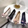 드레스 슈즈 웨지 하이힐 젤리 여자 뾰족한 발가락 플라스틱 로퍼 PVC 탈론 Hauts Crystal Print Bow-Knot Candy Pumps Woman 2023