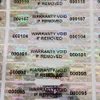 Naklejki klejowe 1000pcs Holograficzne uszczelnienie Klesztat Proof Bezpieczeństwo Etykiet LabelWarranty Numer seryjny TickerConized 50m266J