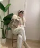 Colete de pelúcia branco de pele sintética estilo coreano feminino 2022 outono inverno costura retrô pesado casaco de pele sintética colete curto jaqueta moda HKD230727