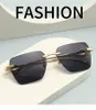Man Carti Bril Designer Zonnebril Vrouwen Mode Frameloze Rechthoek Coating Sunglass UV400 Bewijs Lenzenvloeistof Merk Mens Eyewear Eyelgasses