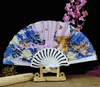 Kinesiska stilprodukter Elegant Peony Paony Painted Hand Folding Fan Floweral Cloth Stage Fan Gift Wedding Party Dance Fan