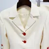 Mäns kostymer två stycken uppsättningar blazer byxor beige kvinnliga kontor enda bröst röda knapp personliga skräddarsydda byxor formell kostym