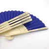 50pcs Événement Fourniture de fête personnalisée Namedate Wedding Favors Favorable Fan pliable en bleu foncé Couleur d'anniversaire LL