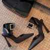 Designer pumpar kvinnor klär skor lyxiga svart fanny slingback pumpar i satin crepe blossade hälen eu35-40 med lådan bröllopsklänningar