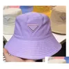 Stingy Brim Hats Luxury Nylon Bucket Hat For Men and Women High Quality Designer Ladies Mens Spring Summer Colorf Red Leather Metal Ots9k