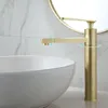 Rubinetti per lavabo da bagno Rubinetto Ottone spazzolato oro Lavabo Miscelatore per acqua fredda Rubinetto da banco Rubinetto monocomando per lavabo