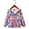 Jassen Little maven 2022 Baby Meisjes Jas Jas Lente en Herfst Uitloper Casual Kleding Alfabet voor Kinderen Mooie Hoodie 27 jaar J230728