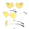 Lunettes de soleil Vintage Metal Frame Femme UV400 Protection Années 90 Lunettes Heart-Shaned Heart Sun