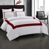 Conjuntos de cama 45Conjunto de cama de casal vermelha Conjuntos de edredom com costura de luxo Linho geométrico BE47001 230727