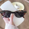 Sunglasses 2023 Fashion Individualized Retro Minimalist Advanced Sense Glasses Versatile Trend Spiral Rod Sun Proof Tourism