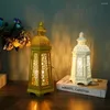 Portacandele Candeliere in ferro Scava fuori Marocco Tempesta Lanterna Portacandele Cena a lume di candela Decorazione domestica