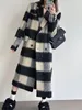 Vestes pour femmes Long Black and White Plaid Woolen Mabet Veste Hiver Highgrade Fur Cabille des femmes 230728