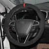 DIYブラックシンセティックスエードフォードモンデ​​オフュージョン2013-2019エッジ2015-2019173xの手縫い車のハンドルカバー
