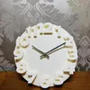 Wandklokken Eenvoudig Creatief Net Rood Decoratief Klok Woonkamer Nordic Horloge Licht Luxe Stil Rondhangend