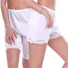 Shorts femininos Calças de renda branca Feminino Nylon Daywear Bloomer Slip Solid Lingerie curta de segurança Calças de pijama respiráveis de verão