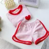 Kläder sätter flickkläder set sommarbarn rosa kort ärm thirt och shorts 2 st tjej baby casual kostym 230728