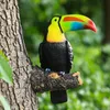 Dekorativa föremål Figurer Toucan Bird Figurine Tree Hugger Decing Hanging Harts Ornament Garden Statue Creative Simulation Animal Yard Wall Decoration 230727