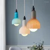 Hängslampor moderna LED -lampor Färg Glas Ljusarmaturer Kreativ design Bar Lamp Minimalistiska vardagsrum Dekorationsbelysning