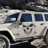 Juego de 2 uds. De calcomanías para cubierta de coche, pegatinas modificadas todoterreno dominantes con personalidad para la puerta de la cabeza del cráneo para Jeep JEEP Wrangler276z