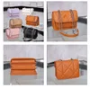 Day Packs 2023 Summer New Lingge Chain Women's handbags Fashion Versatile One Shoulder Crossbody Handheld Small Square Bag Storage Phone Bag