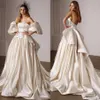 Robes De Mariée Ivoire Sans Bretelles Cou Peplum Robes De Mariée Avec Manches Détachables Plus La Taille Une Ligne Balayage Train Satin Robe De Nov289q