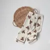 Pigiama 2 pezzi autunno bambini coreano manica lunga stampa orso cardigan e pantaloni cotone mussola filato indumenti da notte 230728