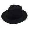 New Curling Top Hat Short Brim Street Shooting Popular Fedora Hat for Women Men Classic Spring Autumn Felt Cap for Party Wedding