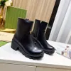 Designers Women Boots High Quality Letter Printing Logo Chunky Heel Shoes Leather Classic Style Boots Small Pocket Ship 35-41