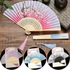 Produtos de estilo chinês estilo chinês leque padrão dobrável dança festa de casamento renda dobrável ventilador de flor portátil feminino foto prop ferramenta arte artesanato