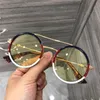 أزياء جديدة للنساء تصميمات شمسية 0061 Round Round Sunglasses Bling Crystal Frame Frame Ultralight Summer Style Style Astric