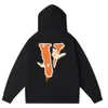 Vlone 후드 디자이너 디자이너 후 까마귀 남자와 여자 풀오버 스웨트 셔츠 멋진 참신 후드 힙합 인쇄 긴 슬리브 티 탑 포켓 풀 지퍼 여자 남성