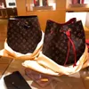 Neonoe 10a роскошные дизайнерские сумки сумочки высококачественные кожаные ковша перекрестные кошельки Bgs дизайнерские мешки женского плеча женщина сумочка Borse dhgate мешки M440201