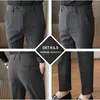 Pantaloni da uomo 2023 Pantaloni da uomo di design Abito stile Inghilterra Doppie strisce Primavera Autunno Abbigliamento Business Casual Slim Fit Bottoms Uomo