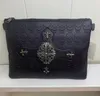 Designer-Umhängetaschen, luxuriöse Umhängetasche für Herren, modische Handtaschen aus weichem Leder, Satchel-Clutch, Metallschädel, Punk-Elemente, Umschlagtasche, Niete, Street-Style, HBP