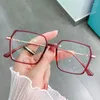 Solglasögon Square Lady Glasses Frame Fashion Women Anti-Blue Light Eyewear TR90 Alloy Anti-Glasdator med tillbehör med tillbehör