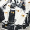 Calzini da uomo calzini in cotone bianco e nero stile ricamo personalizzato testa rotta orso online popolare calzino sportivo alla moda
