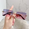 Solglasögon Rimless Women Vintage Rectangle Gradient Sun Glasses Brand Designer Female Cutting Lens Retro Square Eyewear UV400