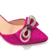 Chaussures habillées dernier design italien africain talon haut talon pointé sandales pointues fête de mariage fuchsia couleurs et sacs ensembles 230811