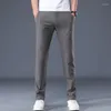 Pantaloni da uomo classici estivi sottili grigio scuro casual business moda tessuto modale di alta qualità pantaloni elasticizzati dritti marca maschile