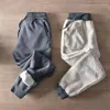 Pantalons pour hommes hiver japonais Simple épaissi cachemire pantalons de survêtement avec velours mode pur coton lavé lâche sport décontracté
