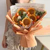 Bambole di peluche Corda di cotone Rose artificiali Girasoli Piante ripiene Mazzi di fiori fatti a mano San Valentino Festa della mamma Compleanno Regali di laurea 230728